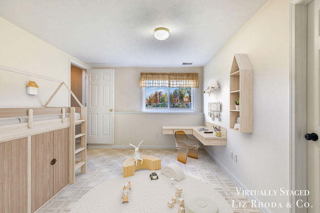 11099 18 Mile Road NE