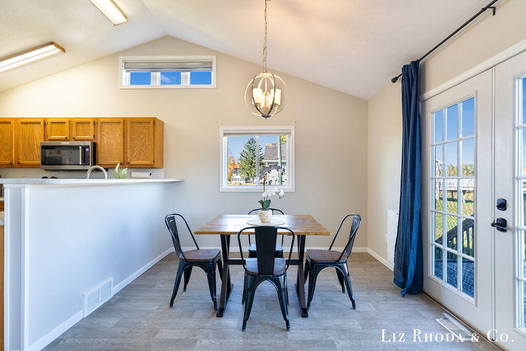 11099 18 Mile Road NE