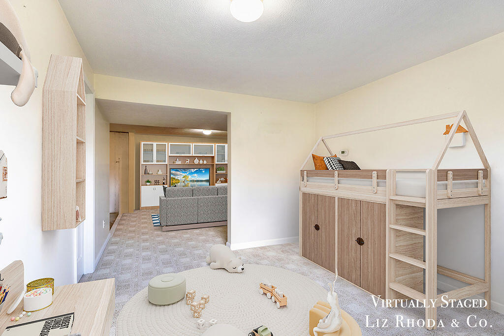 11099 18 Mile Road NE