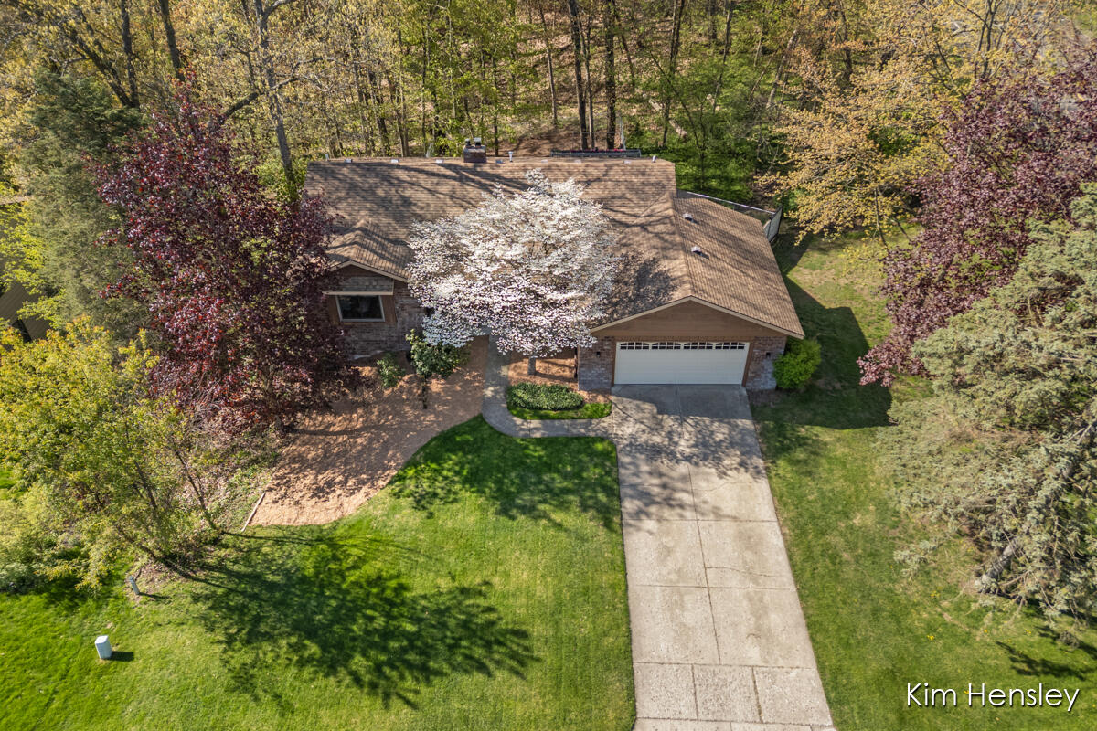 2012 Timberview Drive NE