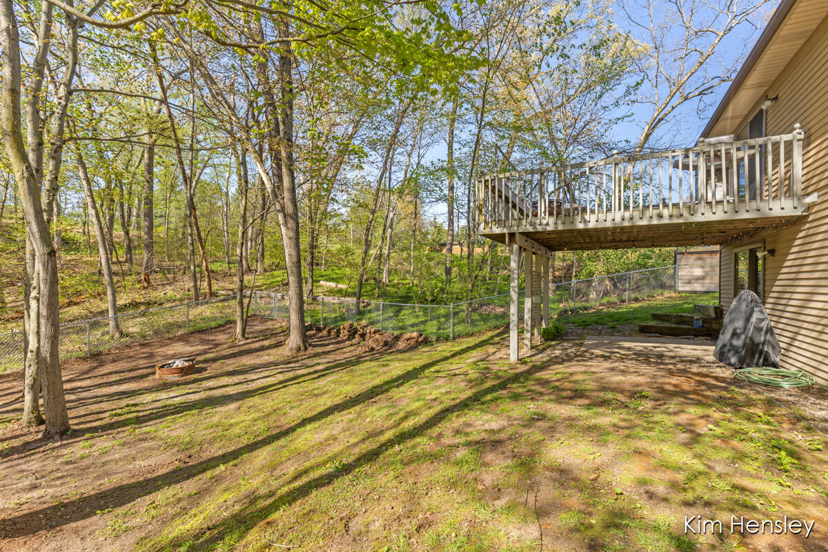 2012 Timberview Drive NE