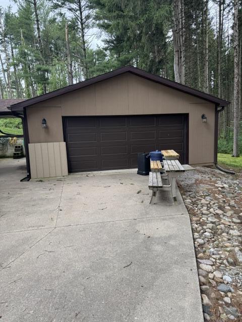 67224 Klinger Lake Road