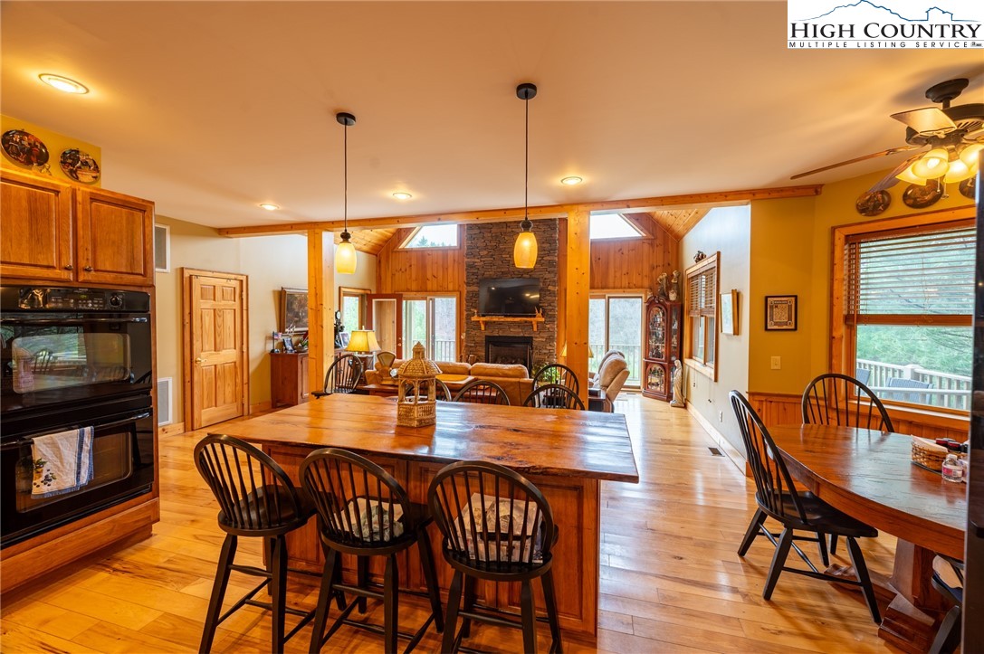 425 Green Meadows Drive