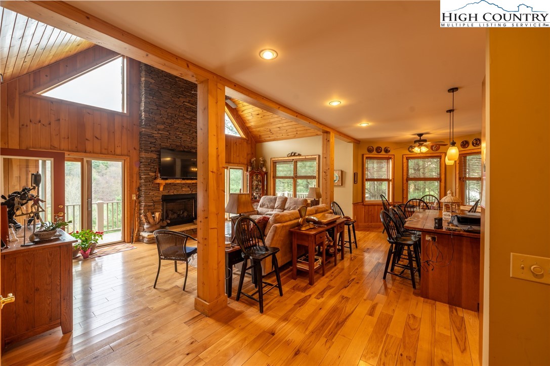 425 Green Meadows Drive
