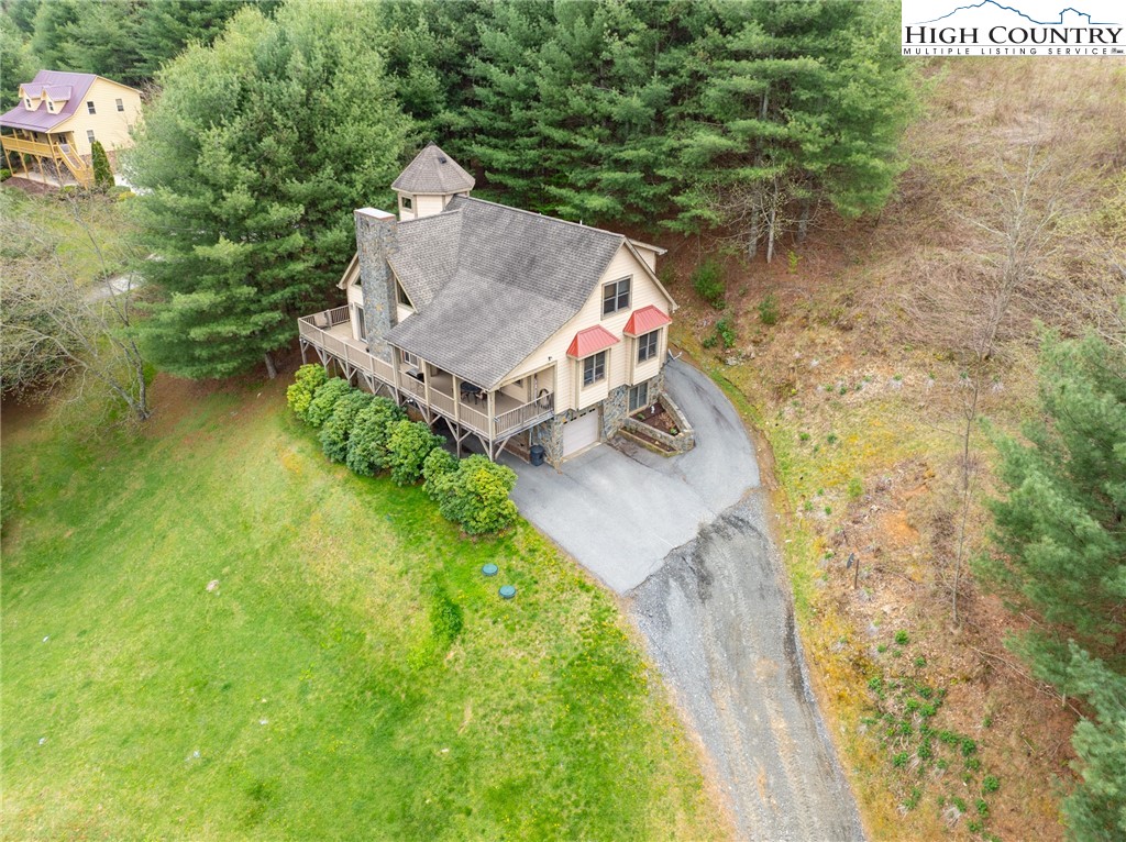 425 Green Meadows Drive
