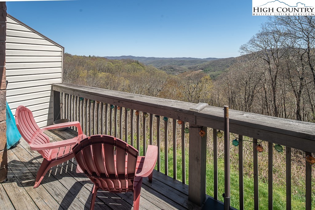 172 Hanging Rock Villas 422