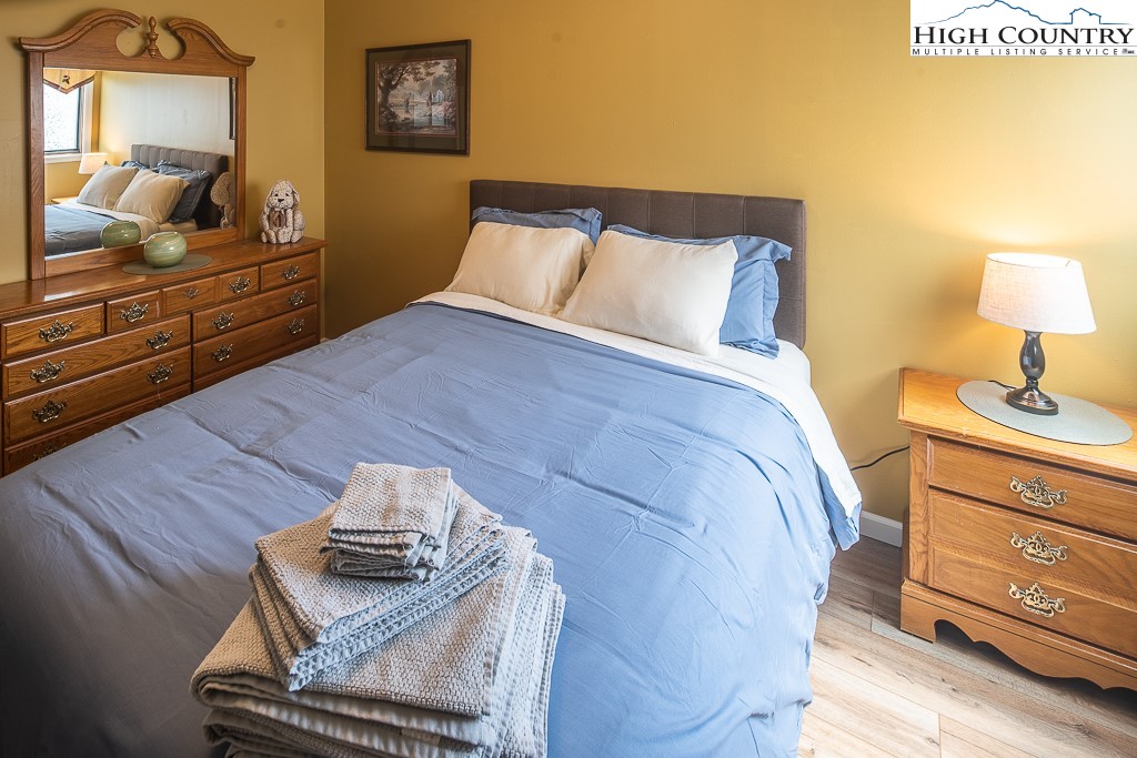 172 Hanging Rock Villas 422