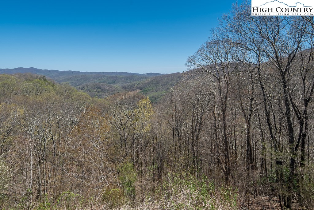 172 Hanging Rock Villas 422