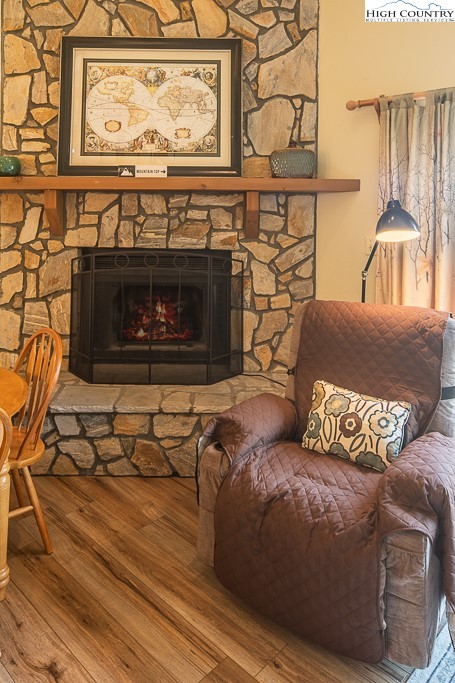 172 Hanging Rock Villas 422