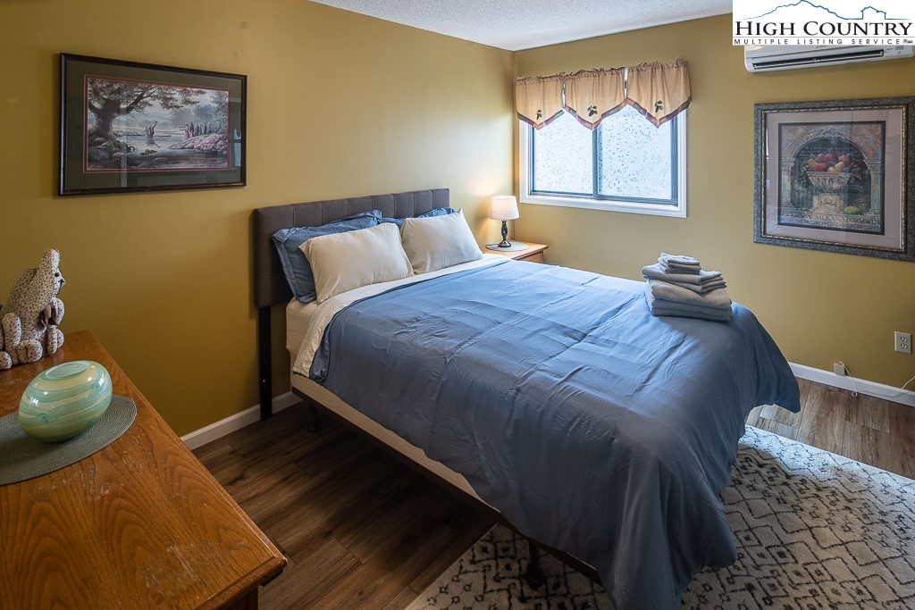 172 Hanging Rock Villas 422