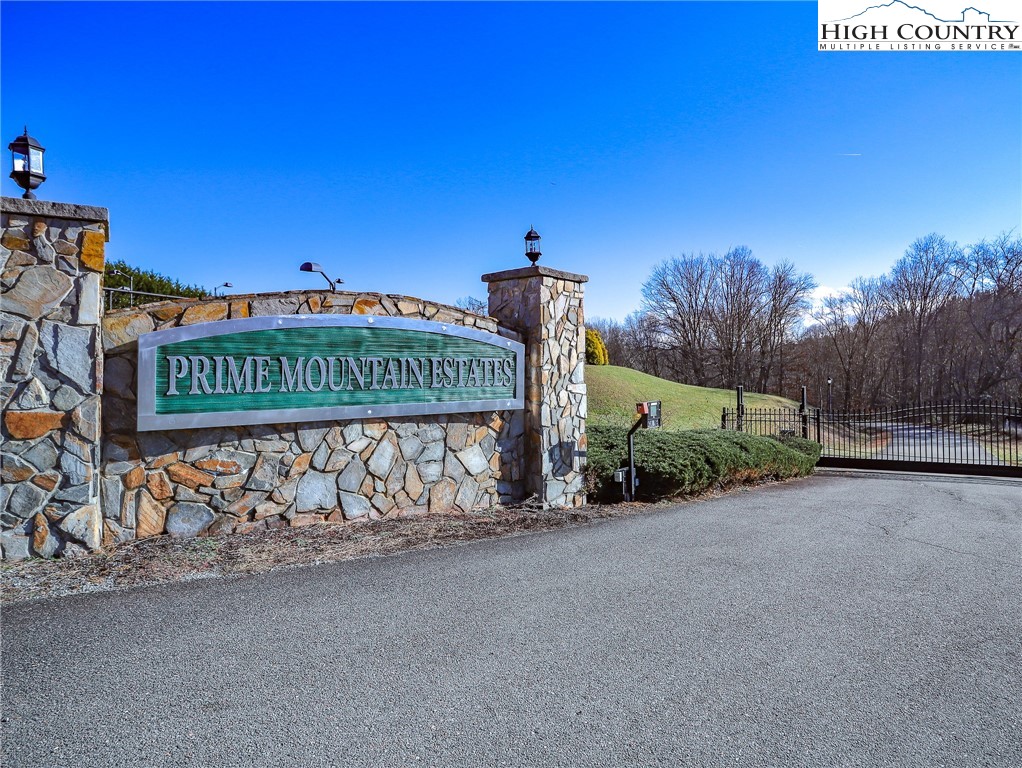 280 Prime Way Road West