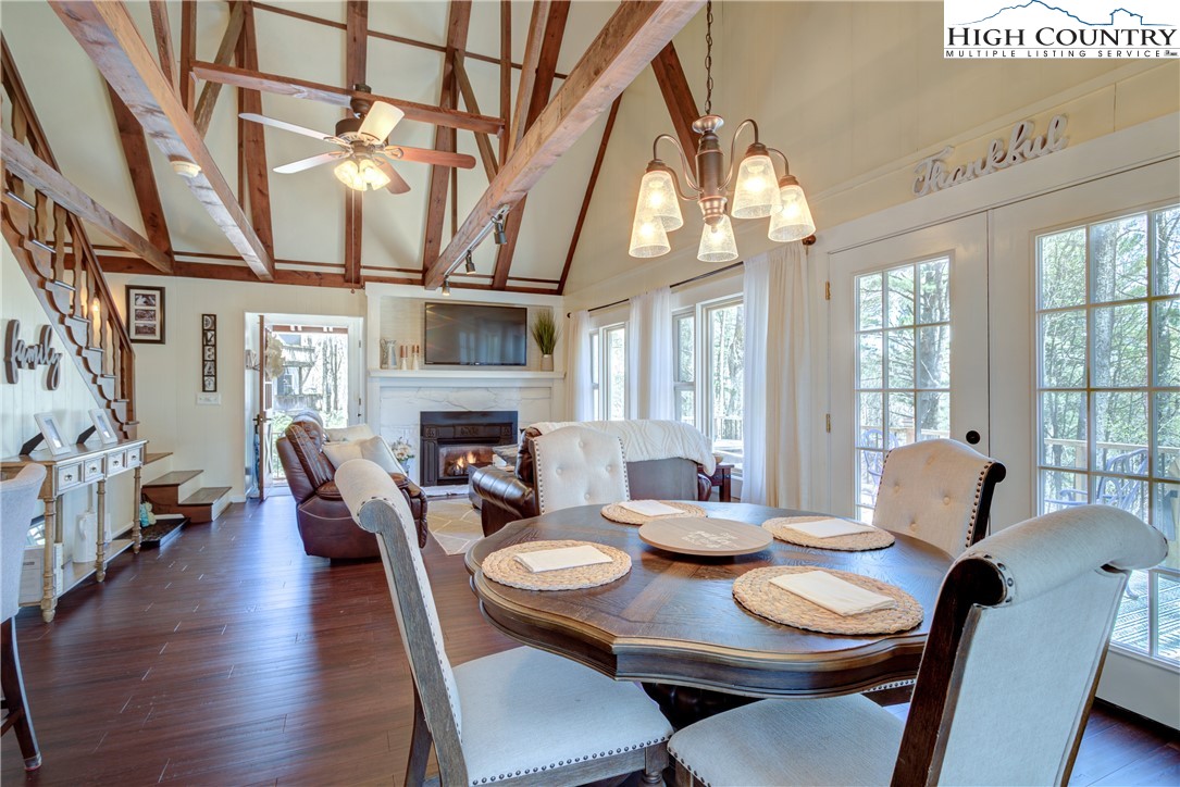 528 Bear Ridge Trail