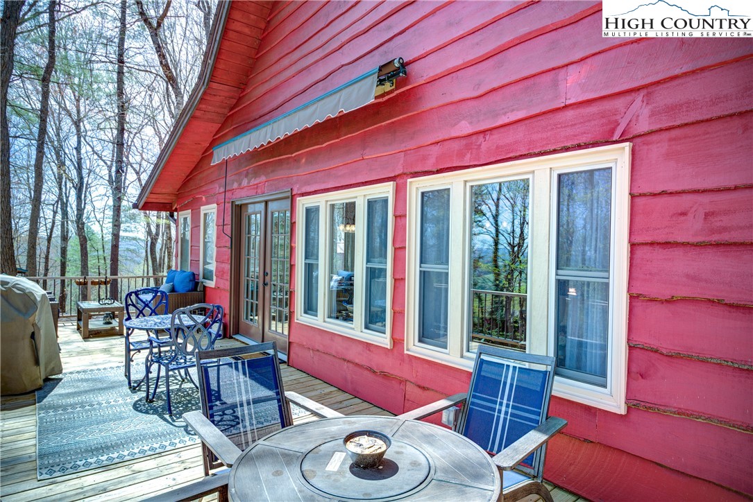 528 Bear Ridge Trail