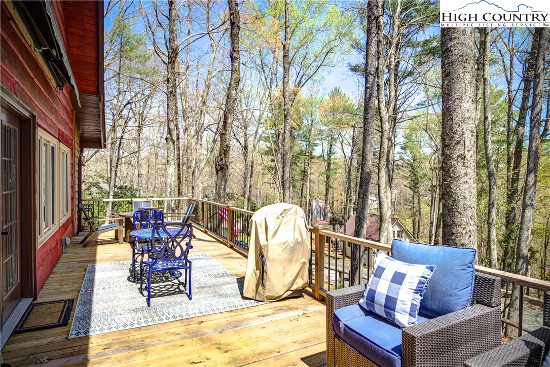 528 Bear Ridge Trail