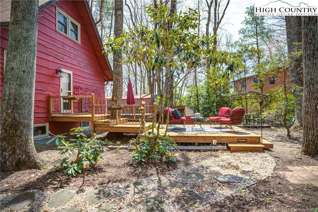 528 Bear Ridge Trail