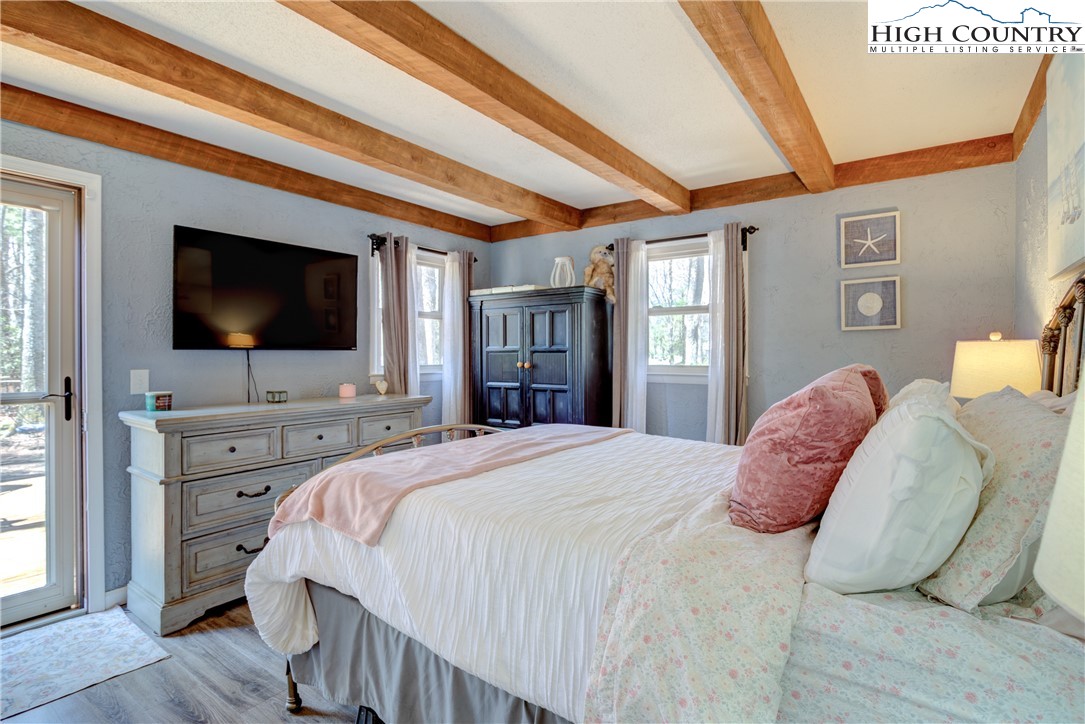 528 Bear Ridge Trail