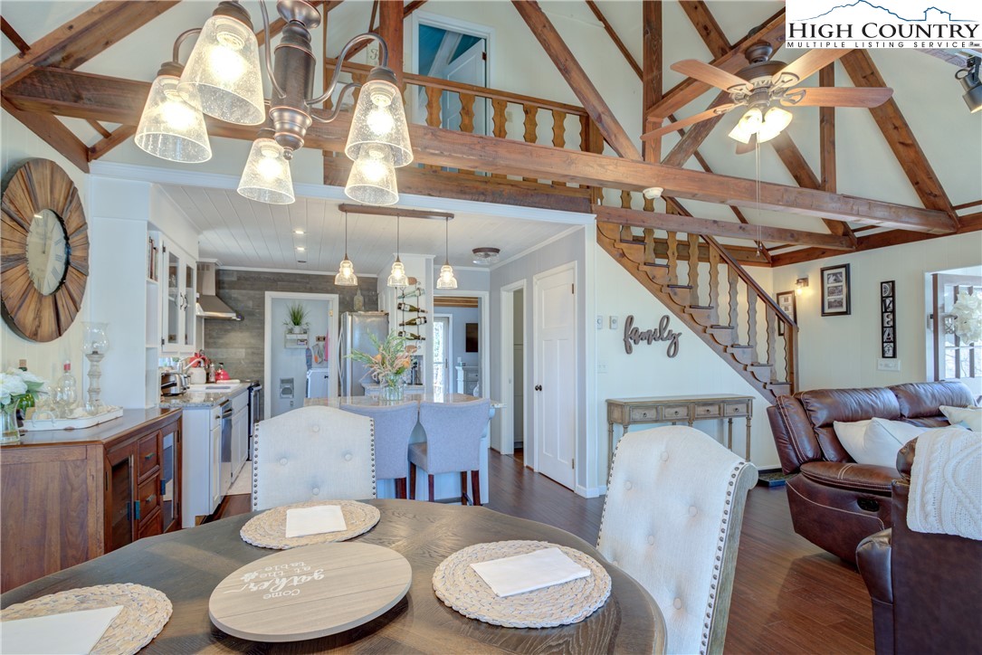 528 Bear Ridge Trail