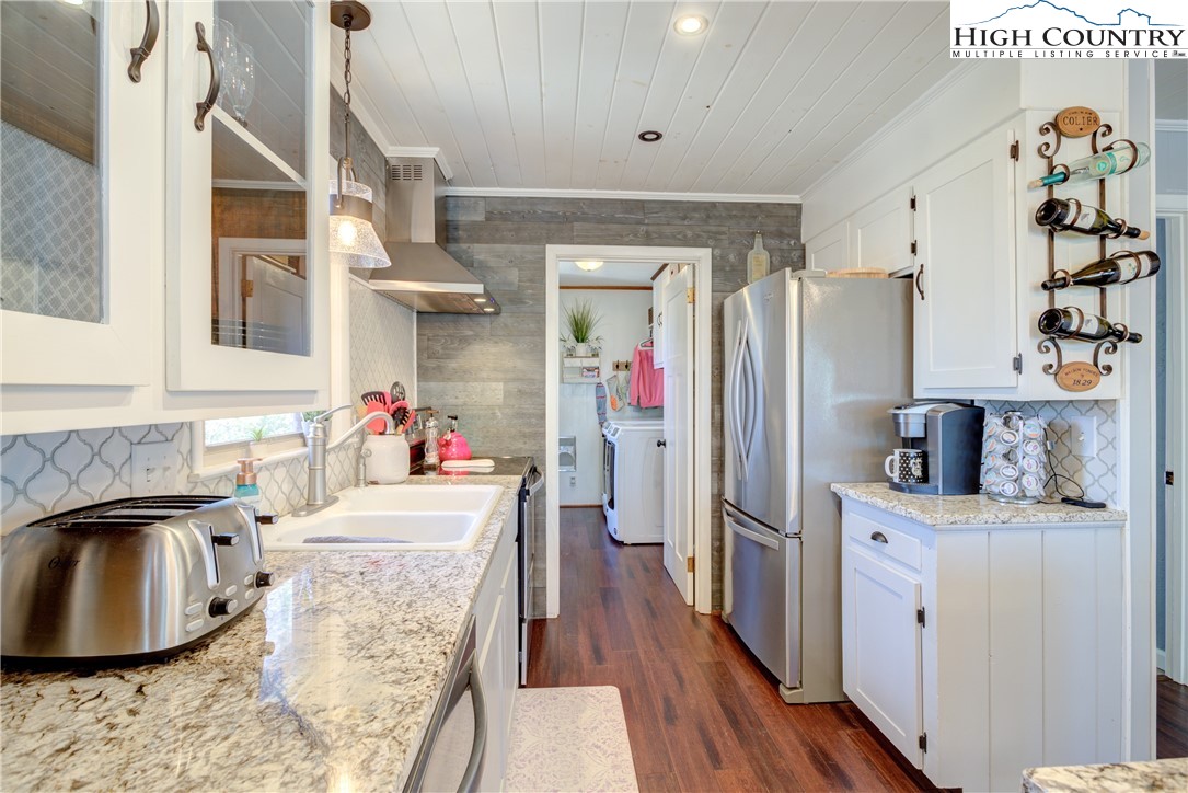 528 Bear Ridge Trail