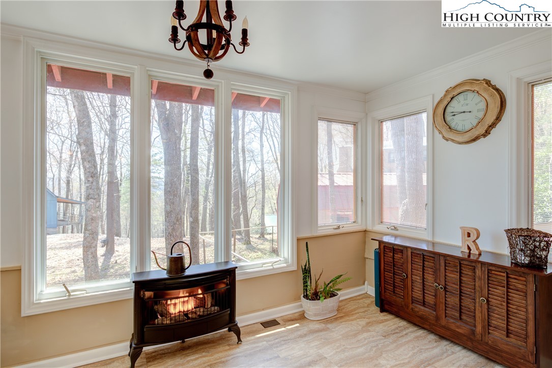 528 Bear Ridge Trail