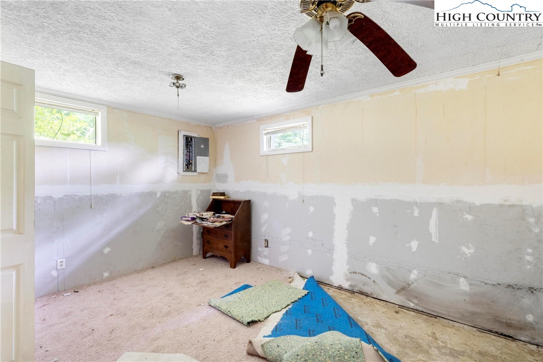411 Will Perry Road