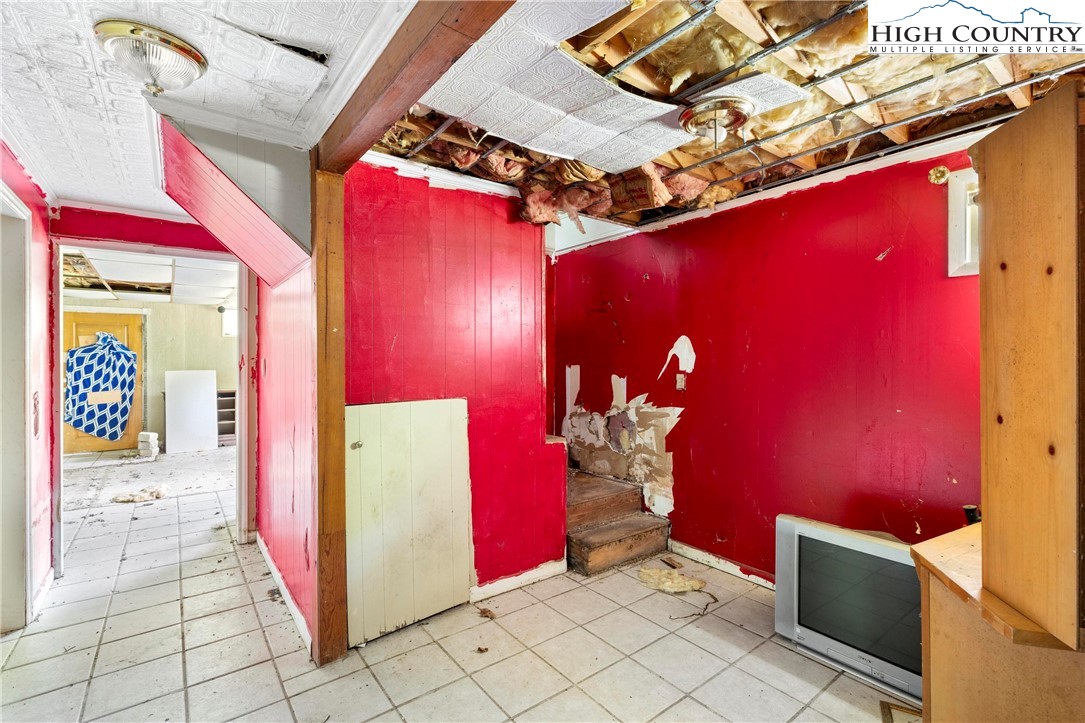 411 Will Perry Road