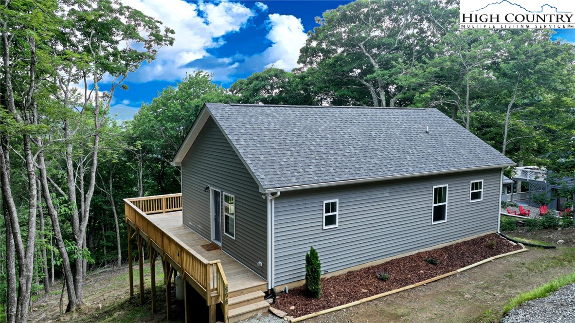 598 Running Deer Trail