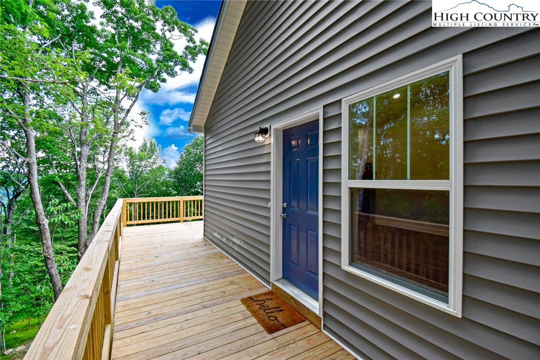 598 Running Deer Trail