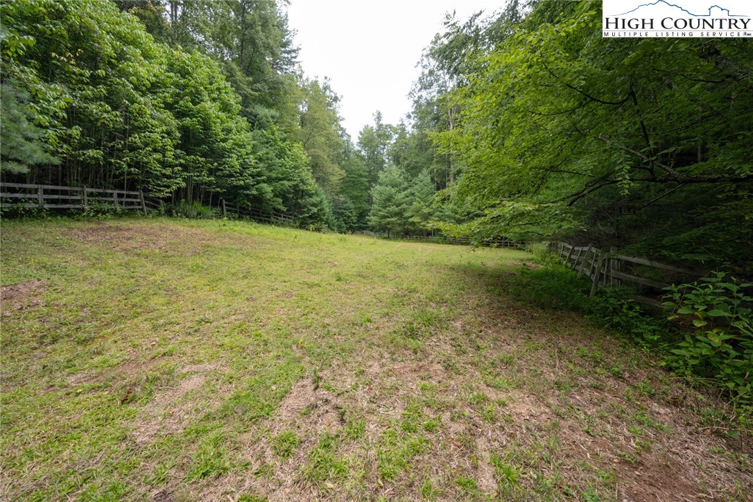 683 Hawkbill Road