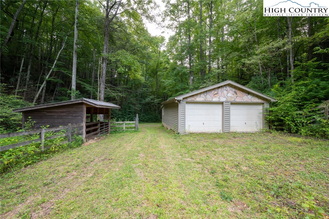 683 Hawkbill Road