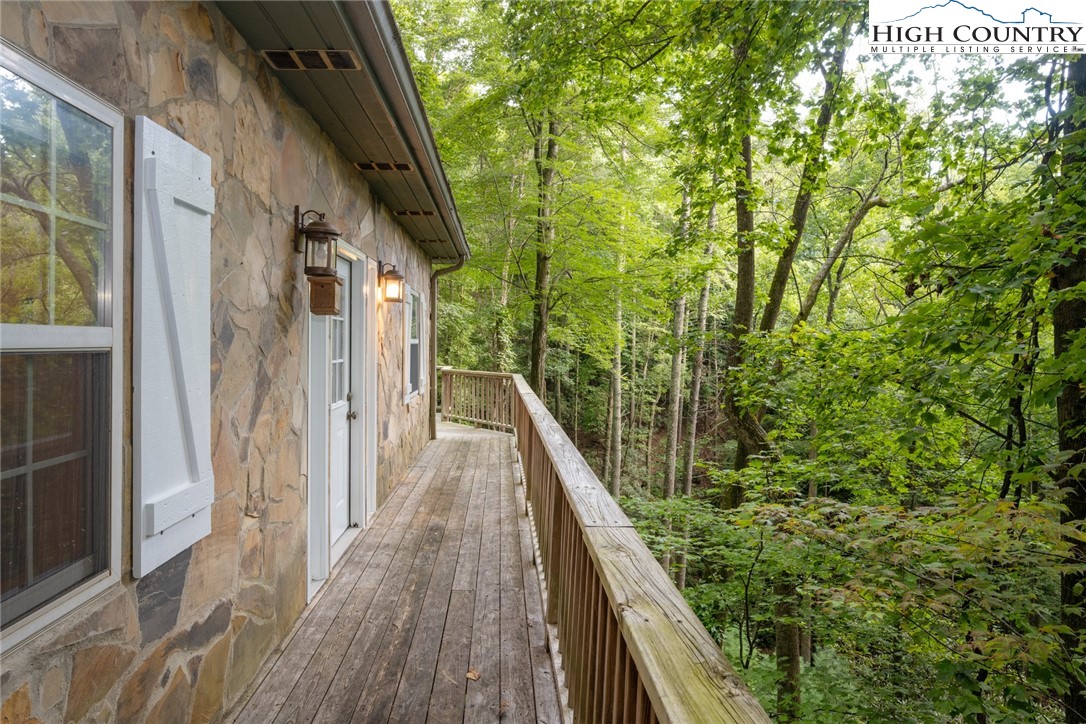 683 Hawkbill Road