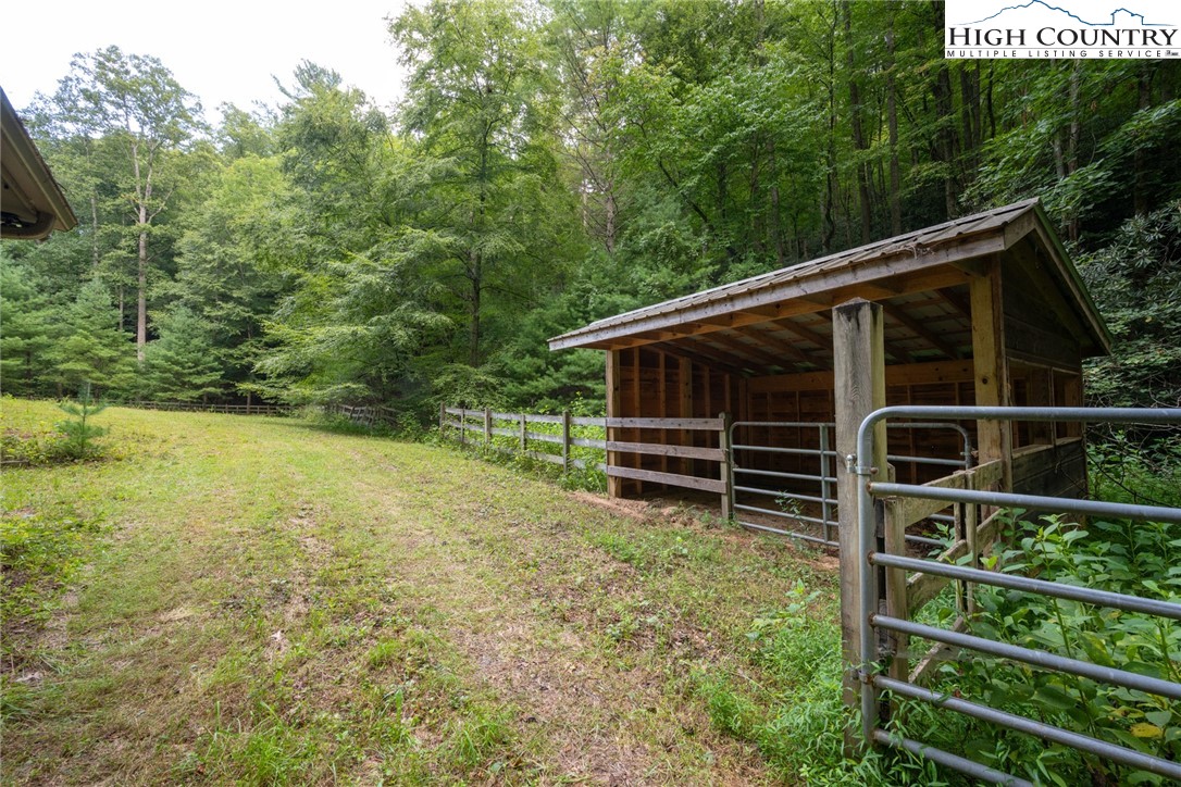 683 Hawkbill Road
