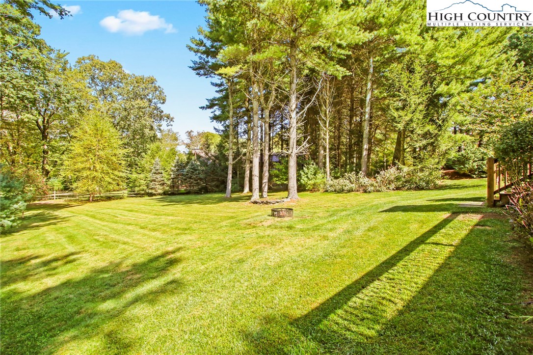 636 Black Locust Circle