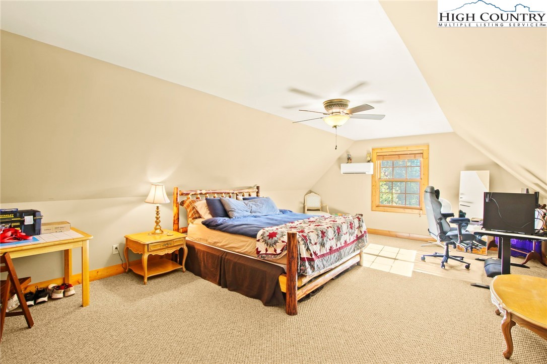 636 Black Locust Circle
