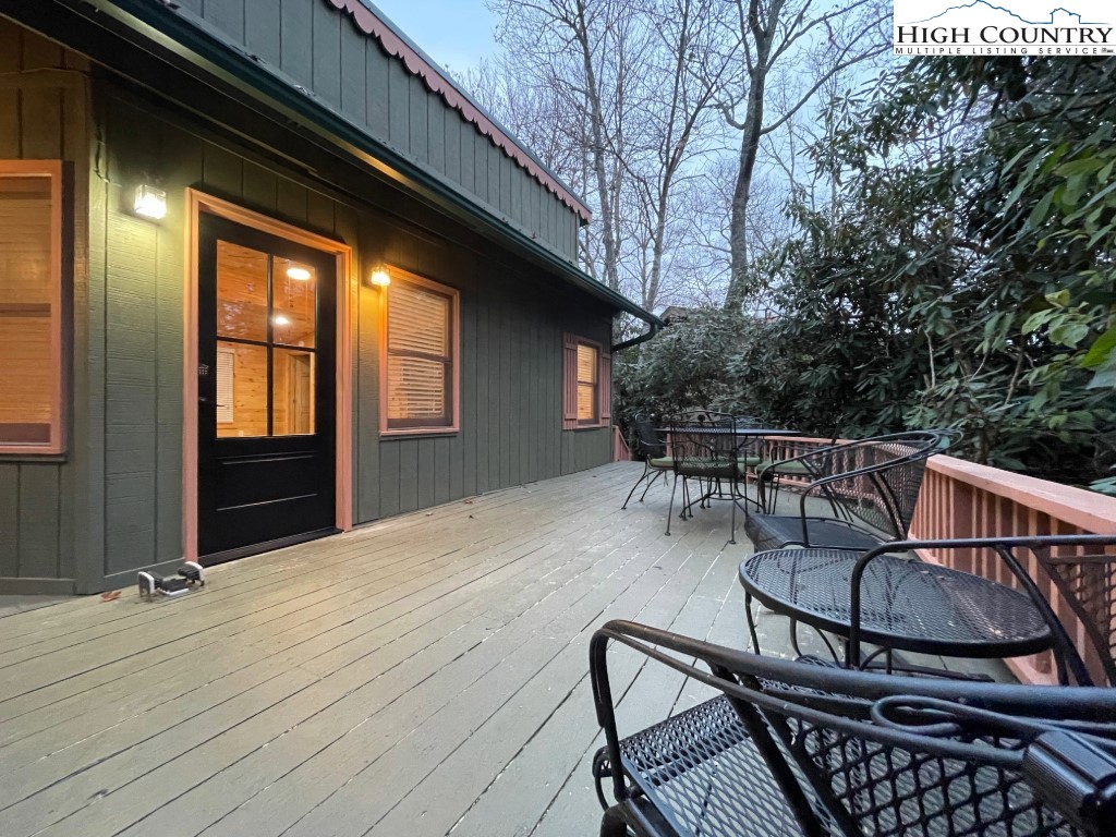 51 Dogwood Lane