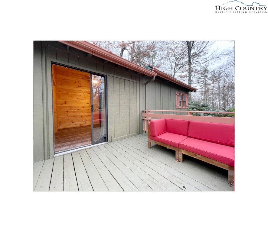 51 Dogwood Lane
