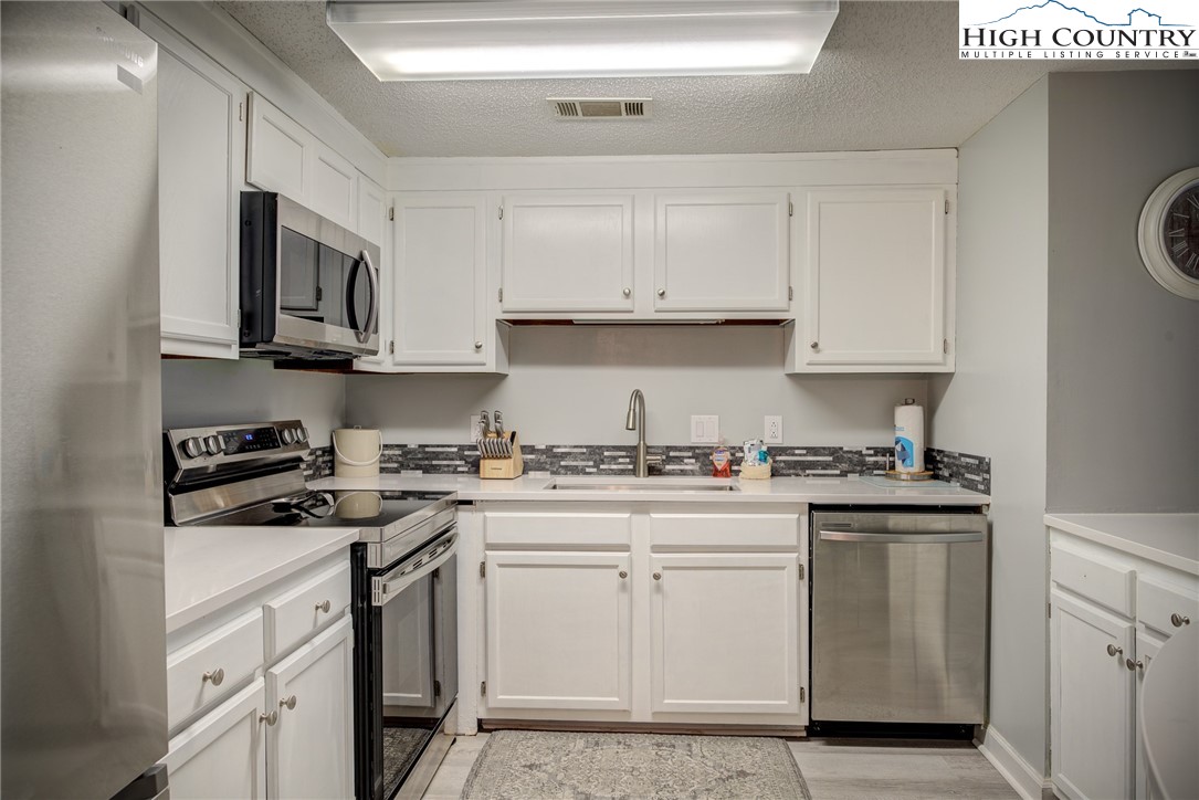 303 Sugar Top Drive 2717