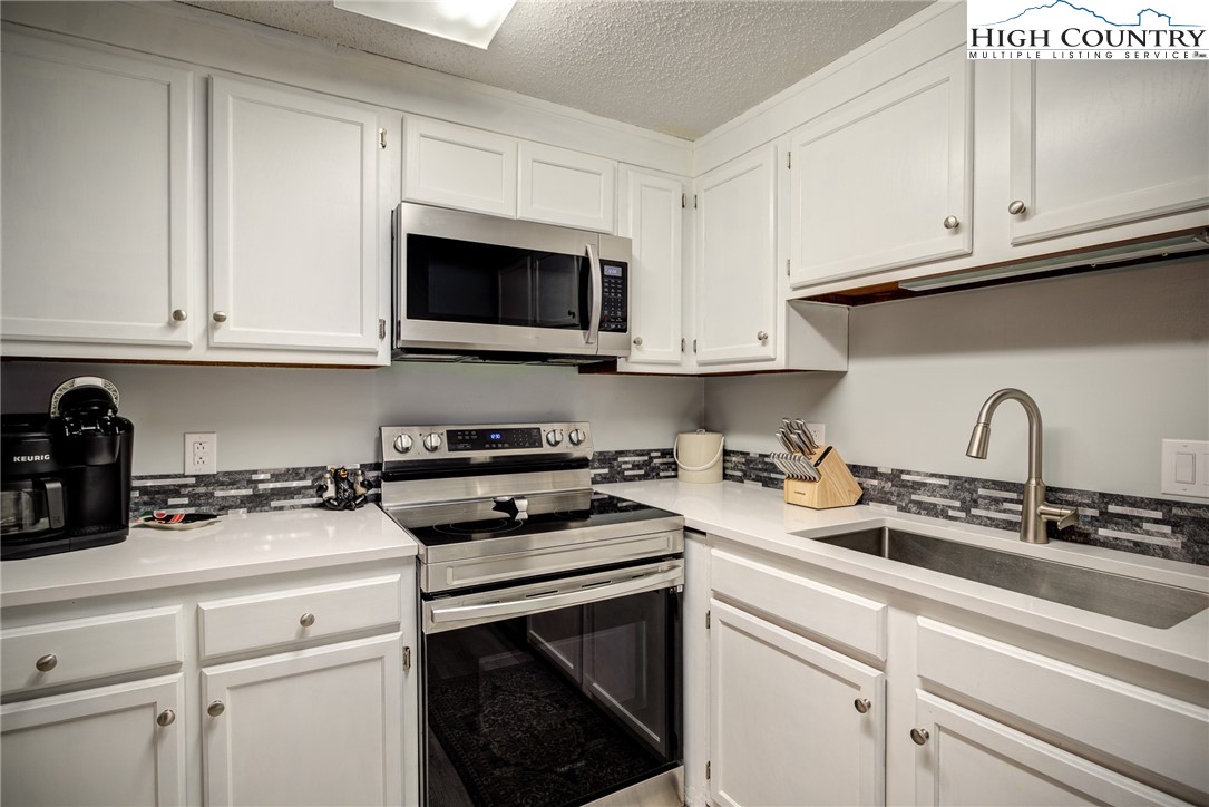 303 Sugar Top Drive 2717