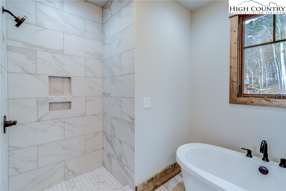 37 Tioga Trail