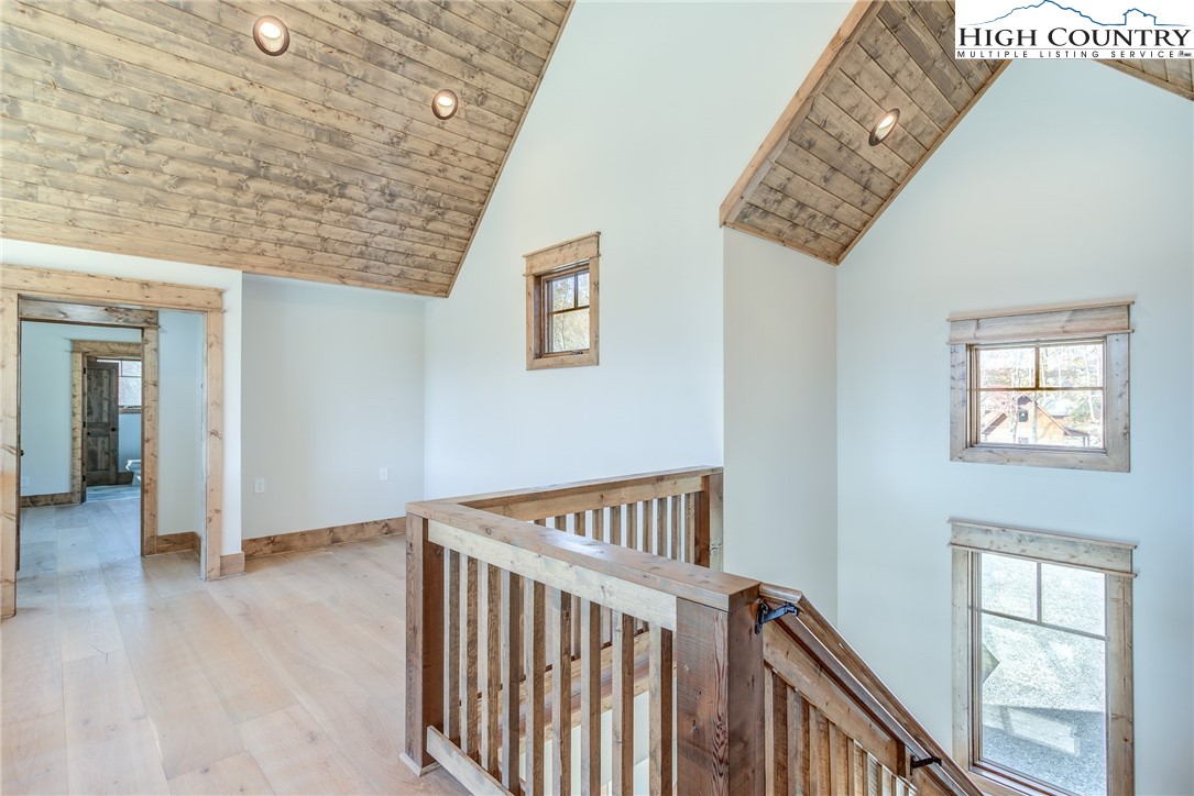 37 Tioga Trail