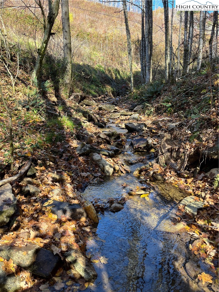 1972 S Big Horse Creek Road