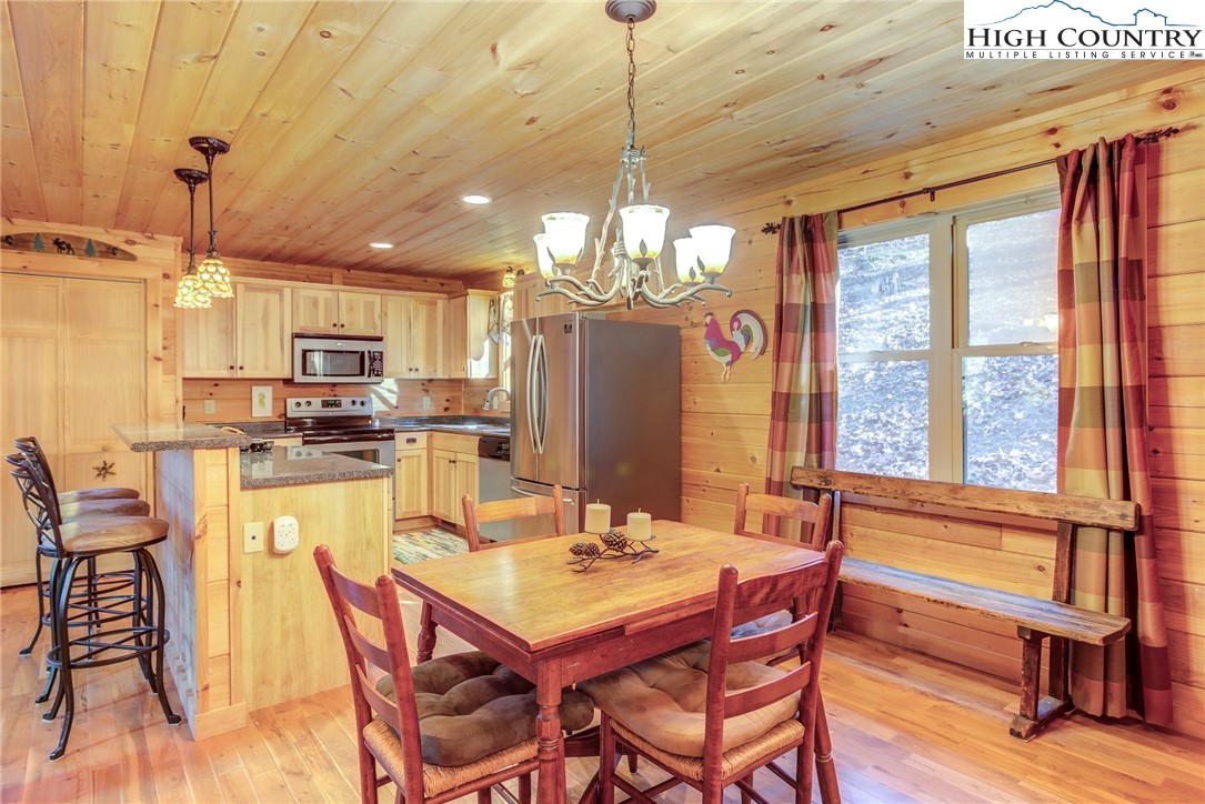 3091 Pine Swamp Road