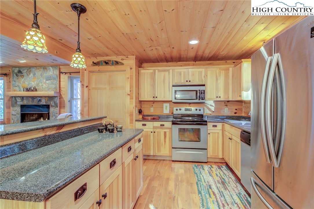 3091 Pine Swamp Road