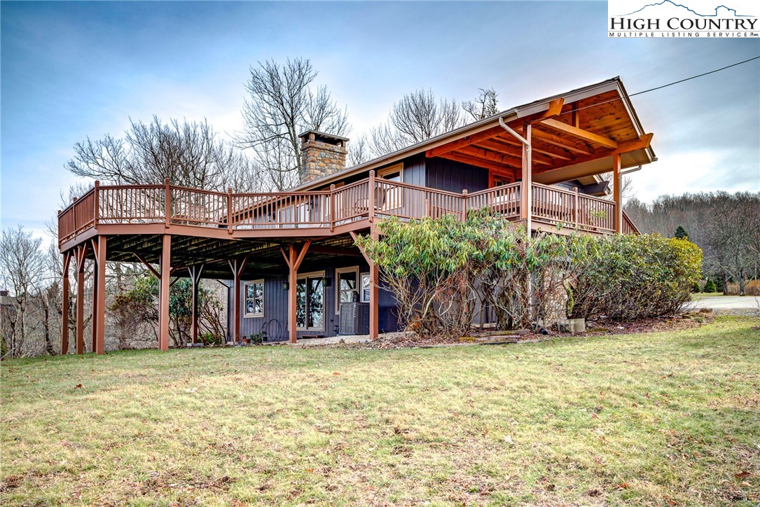 393 Rambling Road