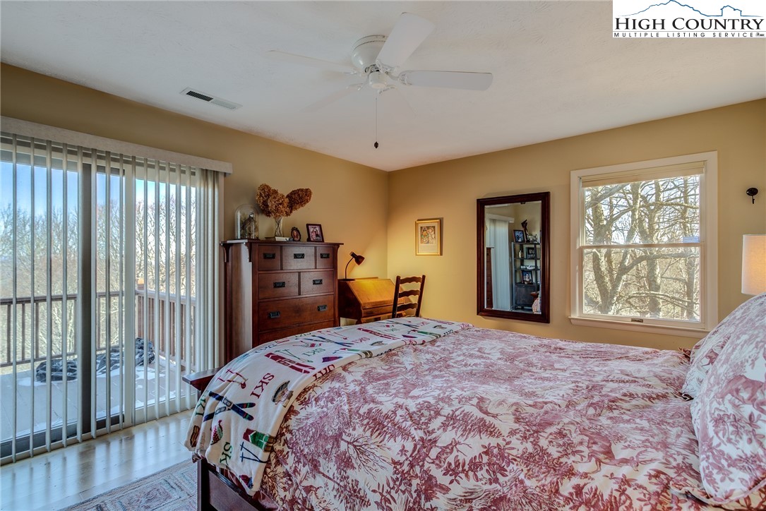 393 Rambling Road