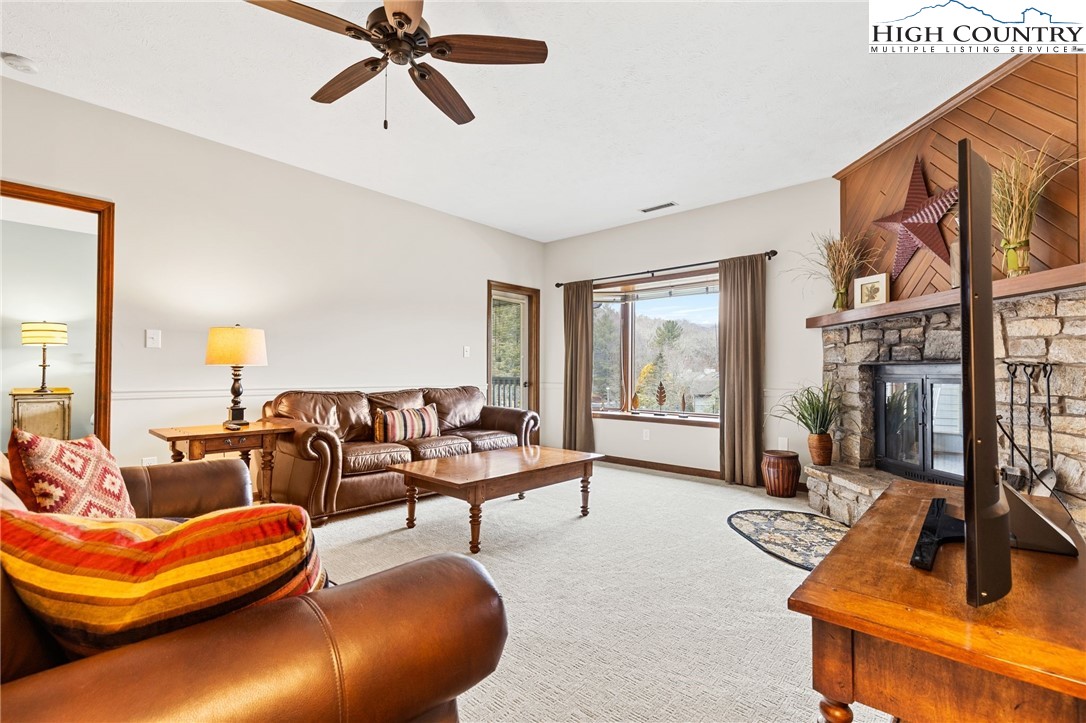 289 Evergreen Drive Drive Holly 6 Unit: Holly  6