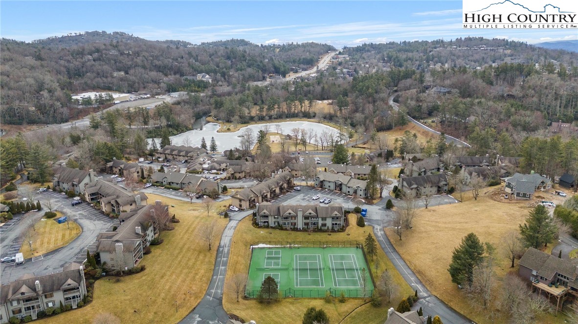 289 Evergreen Drive Drive Holly 6 Unit: Holly  6