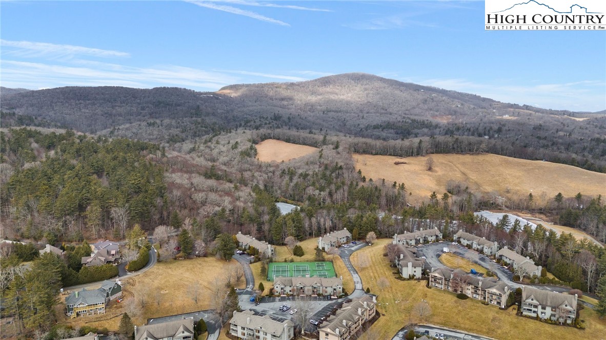 289 Evergreen Drive Drive Holly 6 Unit: Holly  6