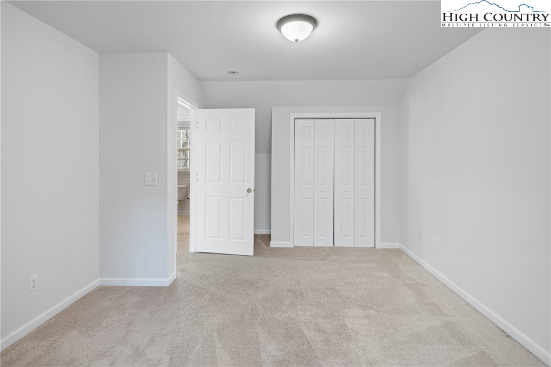 524 Wonderland Road