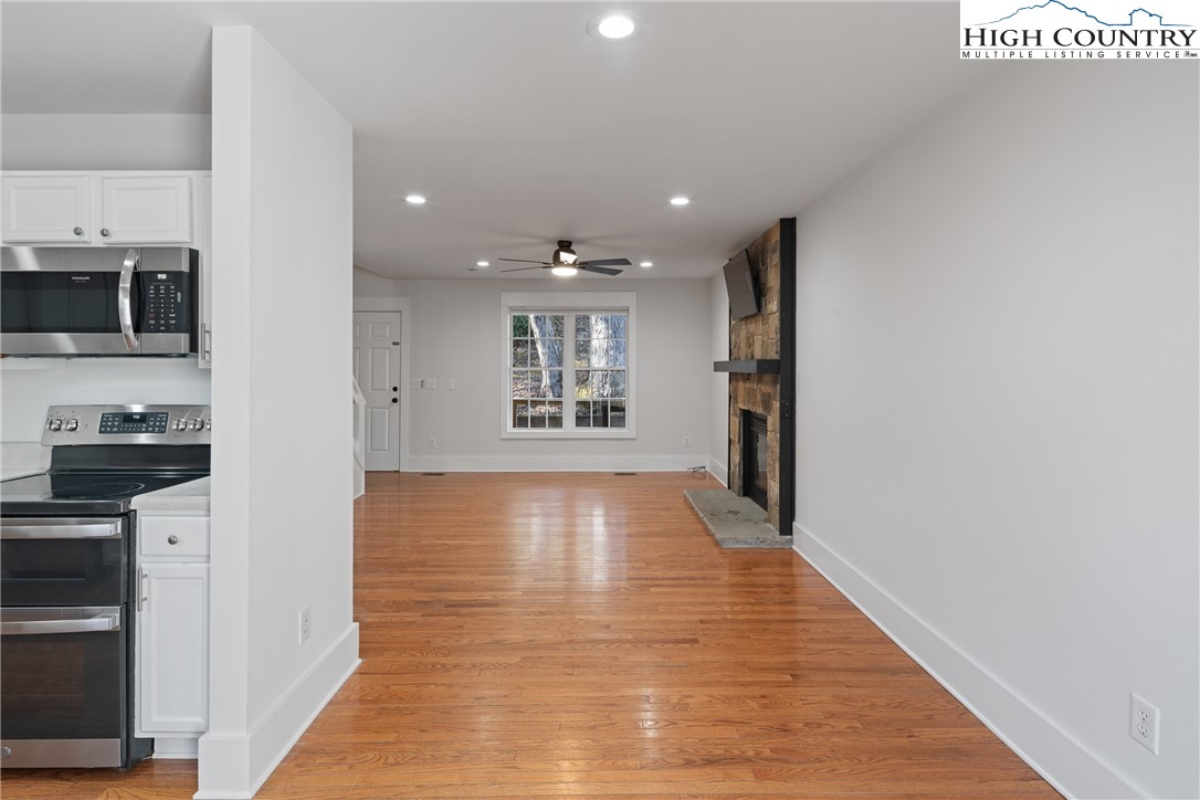 524 Wonderland Road