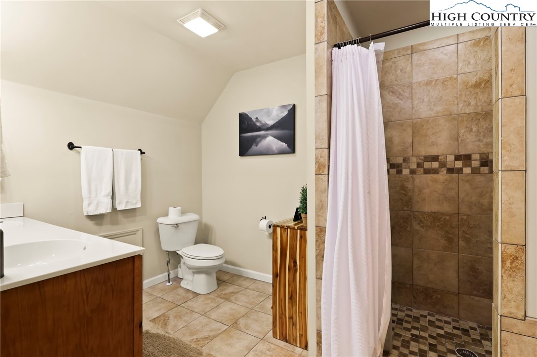 290 Alpine Drive